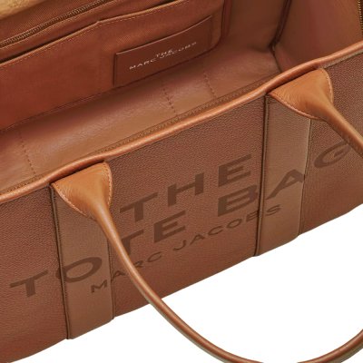 THE LEATHER LARGE TOTE BAG